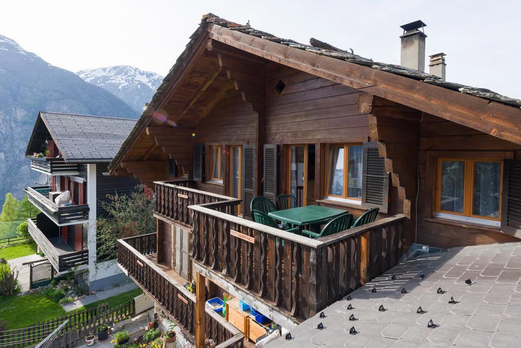 Apartment Efeu "Mit Stil & Tradition" Grachen Ruang foto